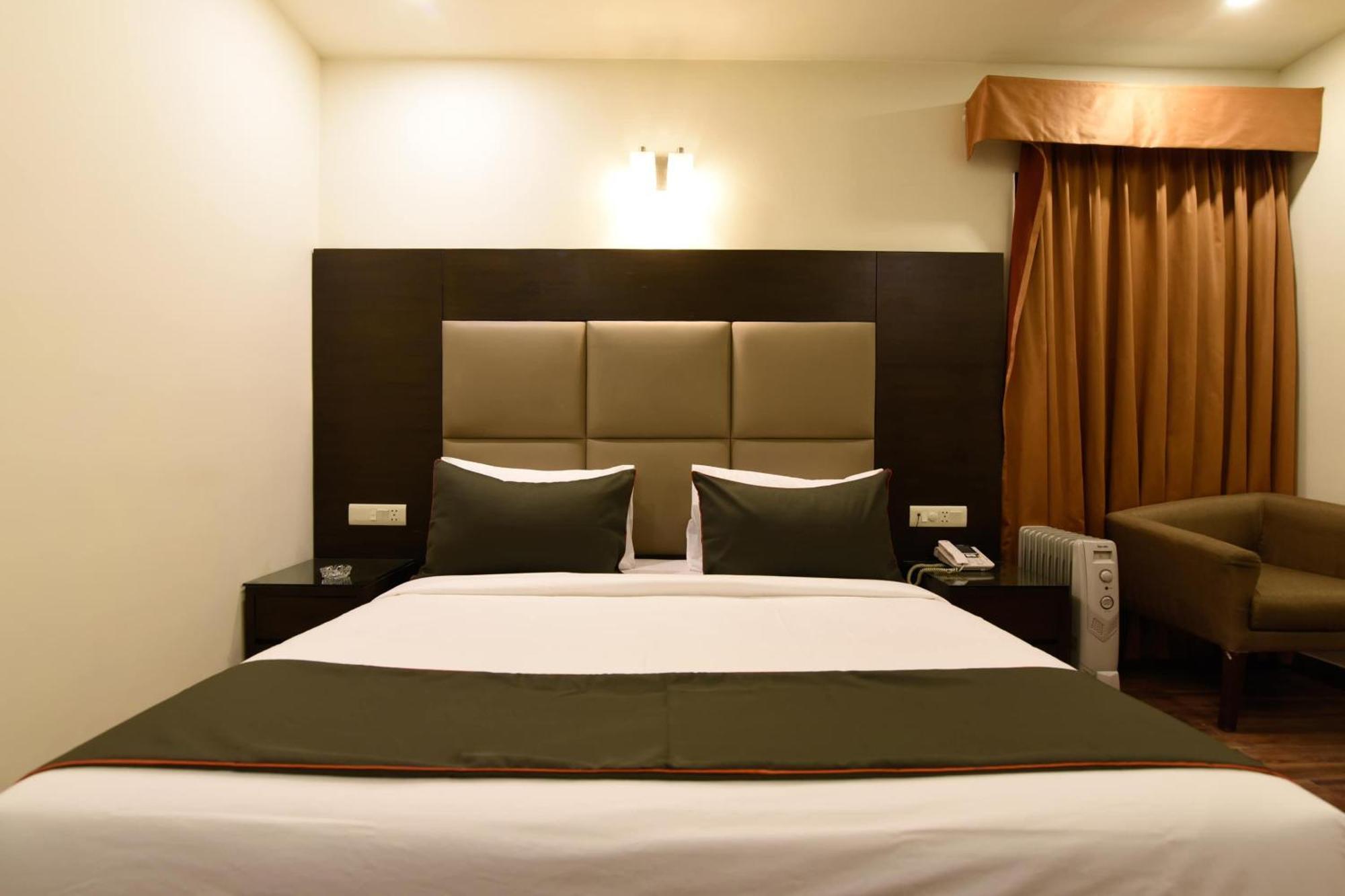 Hotel O Venkata Sai Sadan Mathrusree Nagar Kondapur  外观 照片