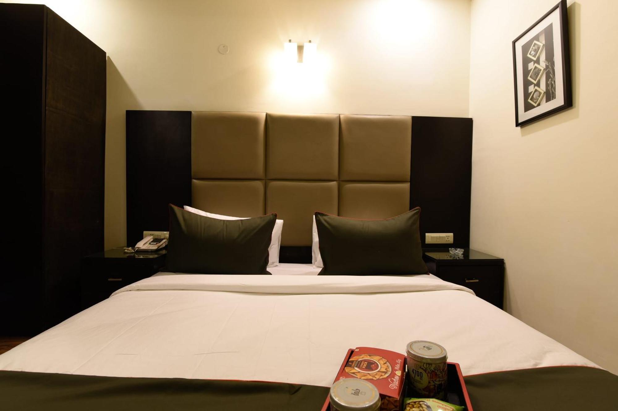 Hotel O Venkata Sai Sadan Mathrusree Nagar Kondapur  外观 照片